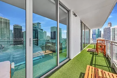 92 SW 3rd St #2802, Miami, FL 33130 - Photo 23