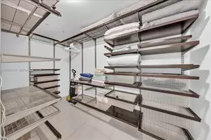 92 SW 3rd St, Miami, FL 33130 - Photo 17