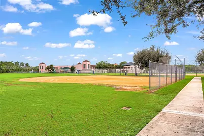 815 Falling Water Rd, Weston, FL 33326 - Photo 39