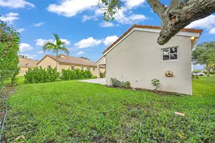 815 Falling Water Rd, Weston, FL 33326 - Photo 33