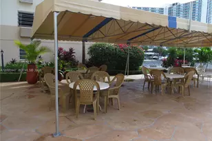 220 Kings Point Dr, Sunny Isles Beach, FL 33160 - Photo 19