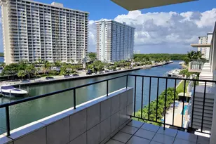 220 Kings Point Dr, Sunny Isles Beach, FL 33160 - Photo 3