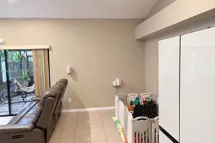 7466 NW 34th St, Lauderhill, FL 33319 - Photo 11