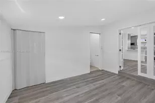 320 N 70th Terrace, Hollywood, FL 33024 - Photo 15