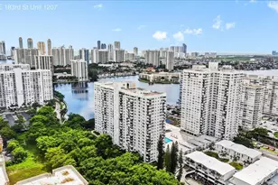 2780 NE 183rd St, Aventura, FL 33160 - Photo 27
