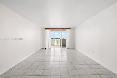 2780 NE 183rd St #1207, Aventura, FL 33160 - Photo 5
