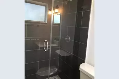320 SW 7th Ct., Hallandale Beach, FL 33009 - Photo 3
