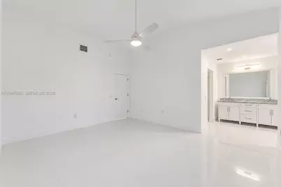 10480 SW 130th Ave, Miami, FL 33186 - Photo 11