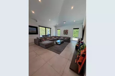 21498 Highland Lakes Blvd, Miami, FL 33179 - Photo 13