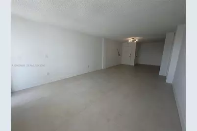245 18th St #805, Miami Beach, FL 33139 - Photo 9