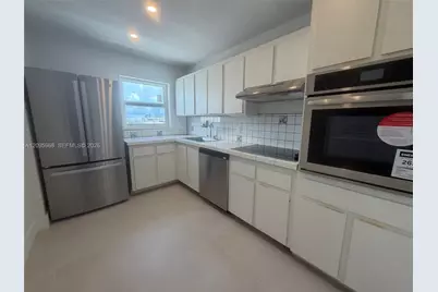 245 18th St #805, Miami Beach, FL 33139 - Photo 13