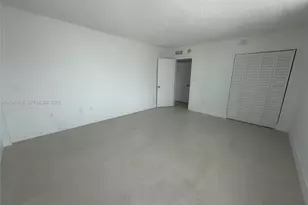 245 18th St, Miami Beach, FL 33139 - Photo 25