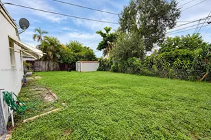 6115 SW 2nd St, Margate, FL 33068 - Photo 9
