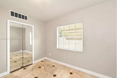 1379 NE 178th St, North Miami Beach, FL 33162 - Photo 9