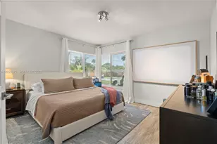 265 NE 116th St, Miami, FL 33161 - Photo 11