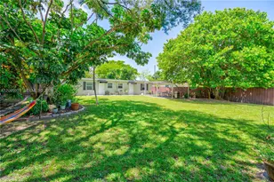 265 NE 116th St, Miami, FL 33161 - Photo 27