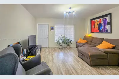 265 NE 116th St, Miami, FL 33161 - Photo 17