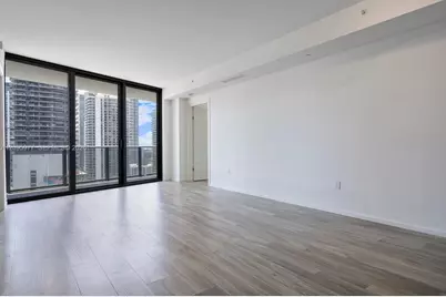801 S Miami Ave #2402, Miami, FL 33130 - Photo 3