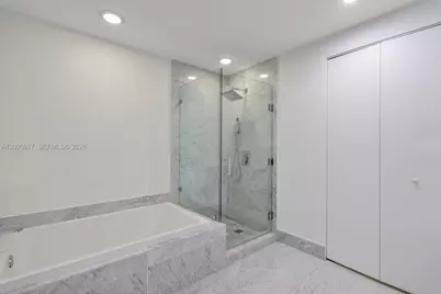801 S Miami Ave #2402, Miami, FL 33130 - Photo 25