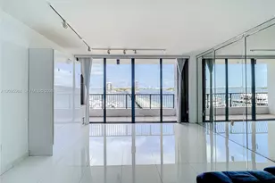 555 NE 15th St, Miami, FL 33132 - Photo 11
