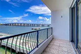 555 NE 15th St, Miami, FL 33132 - Photo 17