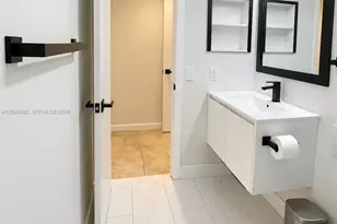18870 NW 57th Ave, Hialeah, FL 33015 - Photo 5