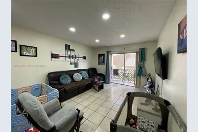 1055 W 77th St #311, Hialeah, FL 33014 - Photo 7