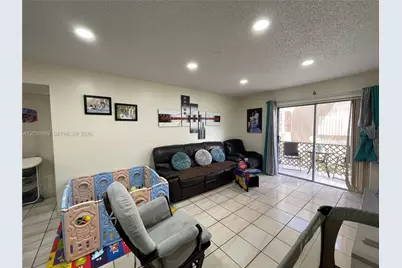 1055 W 77th St #311, Hialeah, FL 33014 - Photo 5