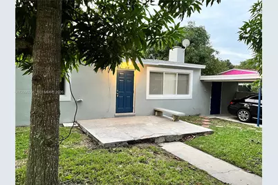 816 Beech Rd #N/A, West Palm Beach, FL 33409 - Photo 1