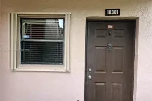 10301 NW 11th St, Pembroke Pines, FL 33026 - Photo 1