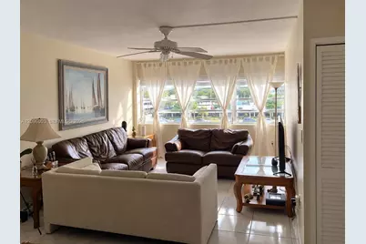 220 Kings Point Dr #411, Sunny Isles Beach, FL 33160 - Photo 5