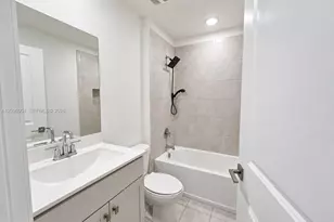 2419 SE 11th St, Homestead, FL 33035 - Photo 23
