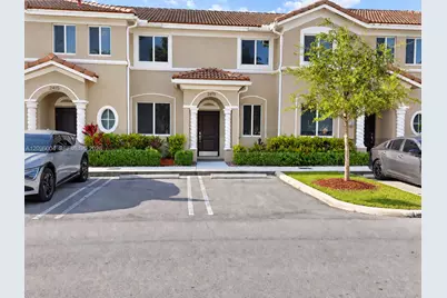 2419 SE 11th St, Homestead, FL 33035 - Photo 1