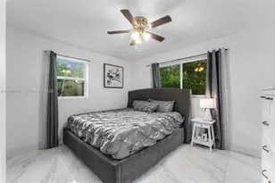 4872 NW 1st Ct, Plantation, FL 33317 - Photo 11