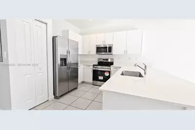 29216 SW 163rd Ct #29216, Homestead, FL 33033 - Photo 5