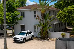 960 SW 7th St, Miami, FL 33130 - Photo 3