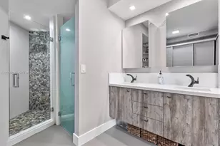 6365 Collins Ave, Miami Beach, FL 33141 - Photo 19