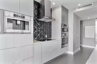 6365 Collins Ave, Miami Beach, FL 33141 - Photo 11