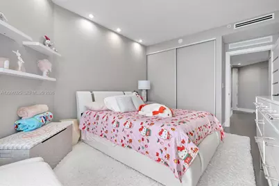 6365 Collins Ave #4307, Miami Beach, FL 33141 - Photo 25