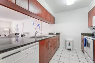 1200 Brickell Bay Dr, Miami, FL 33131 - Photo 3