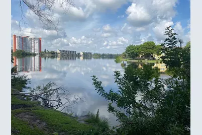 [Address not provided], Miami, FL 33179 - Photo 9