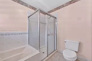 417 Kelly Ln, Weston, FL 33326 - Photo 31