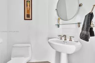 1331 Brickell Bay Dr, Miami, FL 33131 - Photo 19
