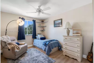 1993 NW 178th Way, Pembroke Pines, FL 33029 - Photo 23