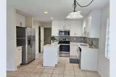 7604 Sierra Ridge Ln, Lake Worth, FL 33463 - Photo 5