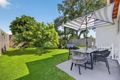 2611 SW 19th Ter, Miami, FL 33145 - Photo 9