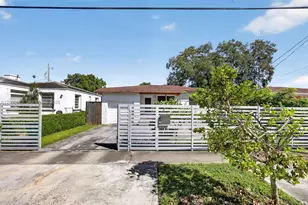 2611 SW 19th Ter, Miami, FL 33145 - Photo 3