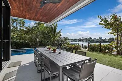 226 W Rivo Alto Dr, Miami Beach, FL 33139 - Photo 15