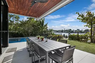 226 W Rivo Alto Dr, Miami Beach, FL 33139 - Photo 15