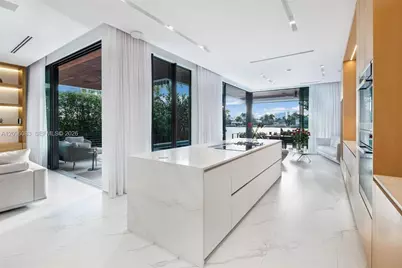 226 W Rivo Alto Dr, Miami Beach, FL 33139 - Photo 5